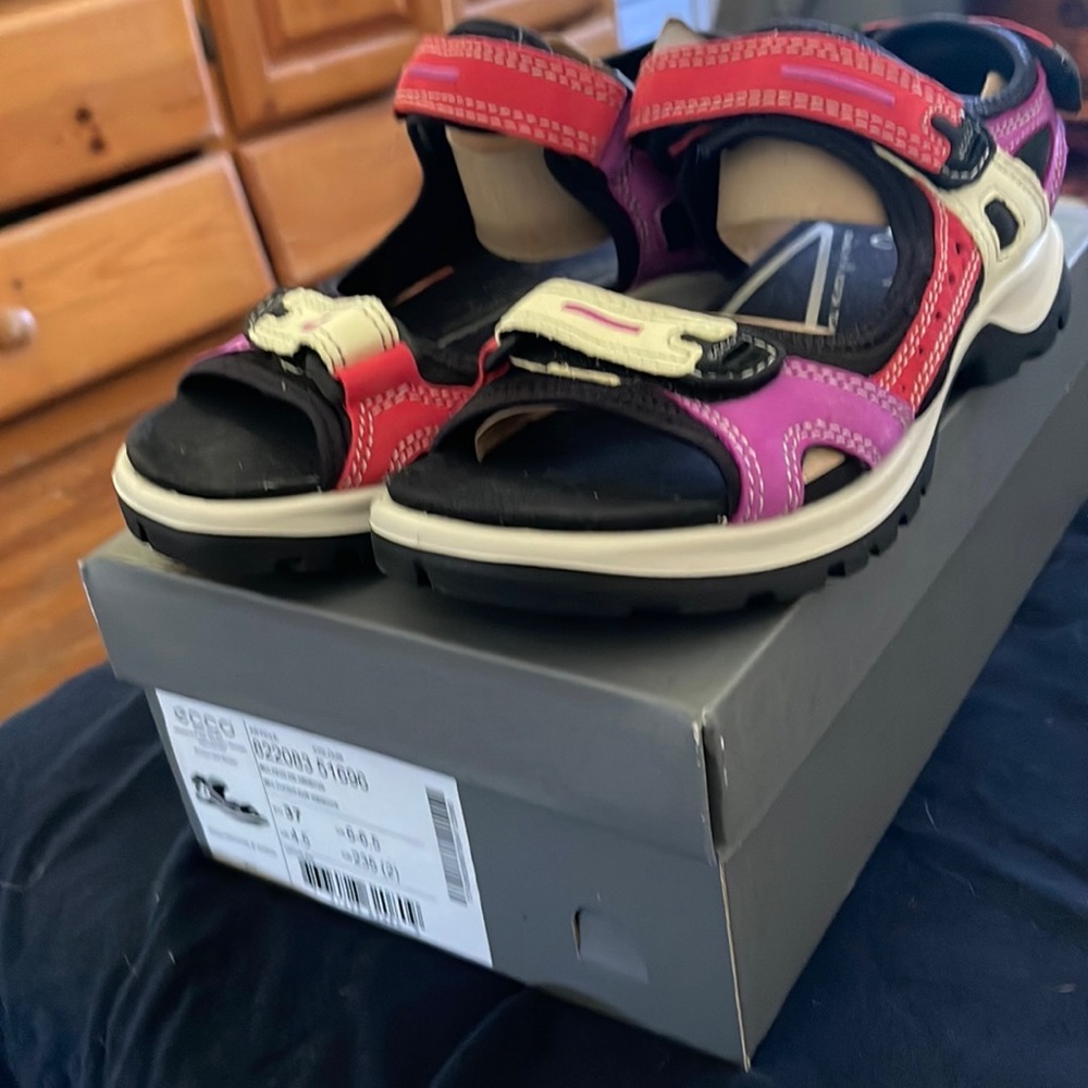 ecco multicolor Yucatán Sandals